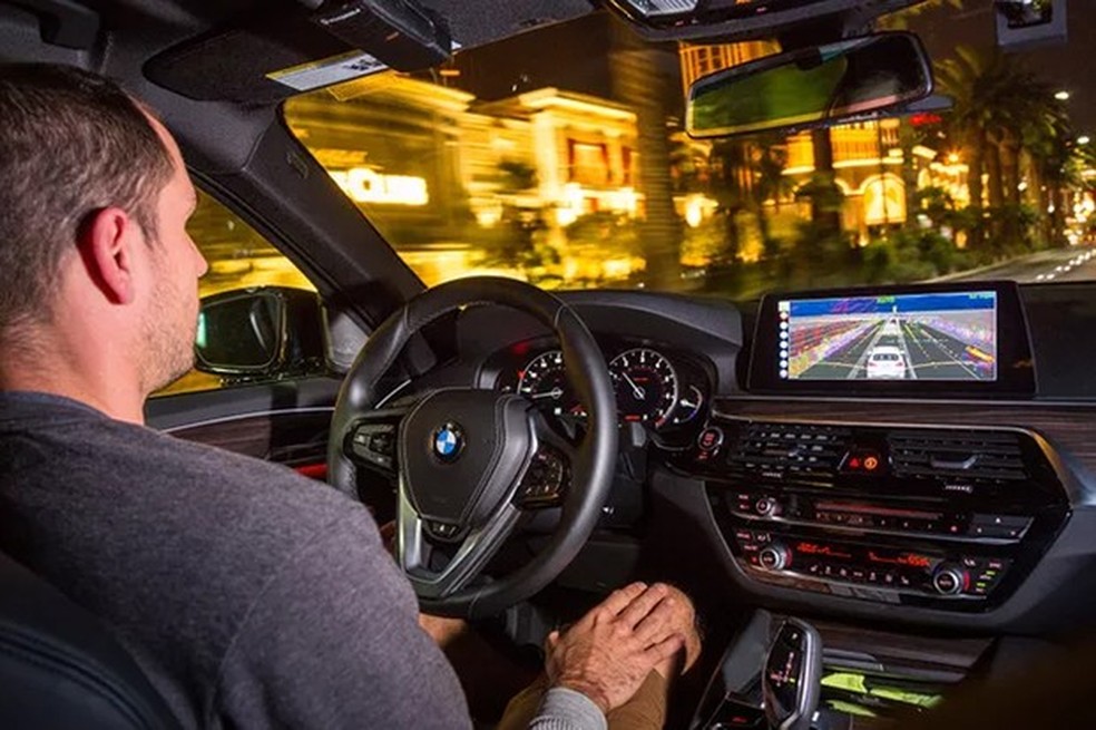 BMW Série 5 Aptiv-Lyft (Foto: divulgação) — Foto: Auto Esporte