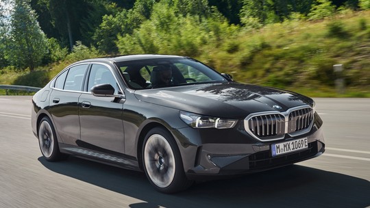Novo BMW Série 5 híbrido estreia no Brasil por R$ 574.950 e faz 28,6 km/l