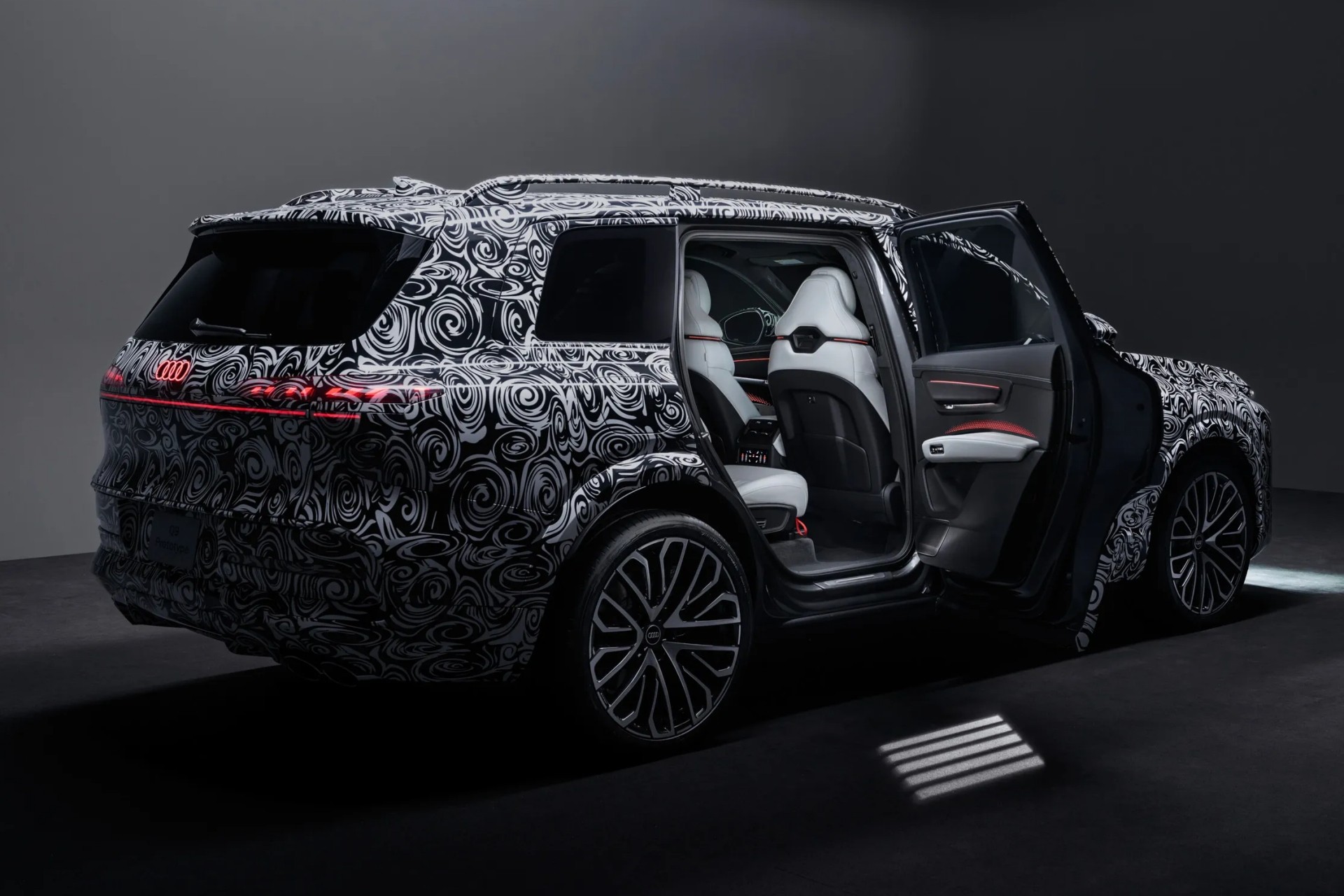 Audi Q9 será o maior e mais luxuoso SUV da marca; veja primeiras imagens