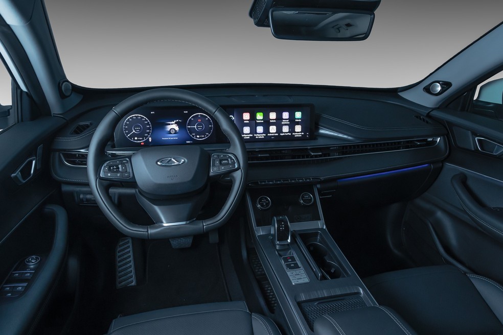 Caoa Chery Tiggo 7 PHEV tem bom acabamento com materiais macios — Foto: Divulgação