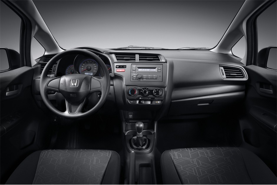 Honda Fit 2016 na versão DX