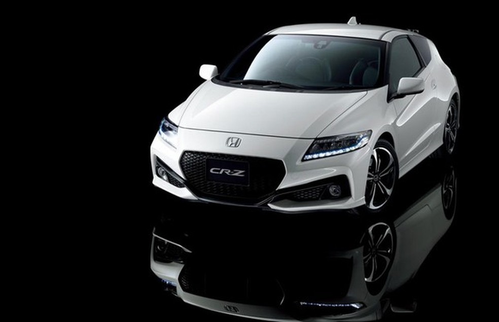 Honda apresenta reestilização do CR-Z no Japão