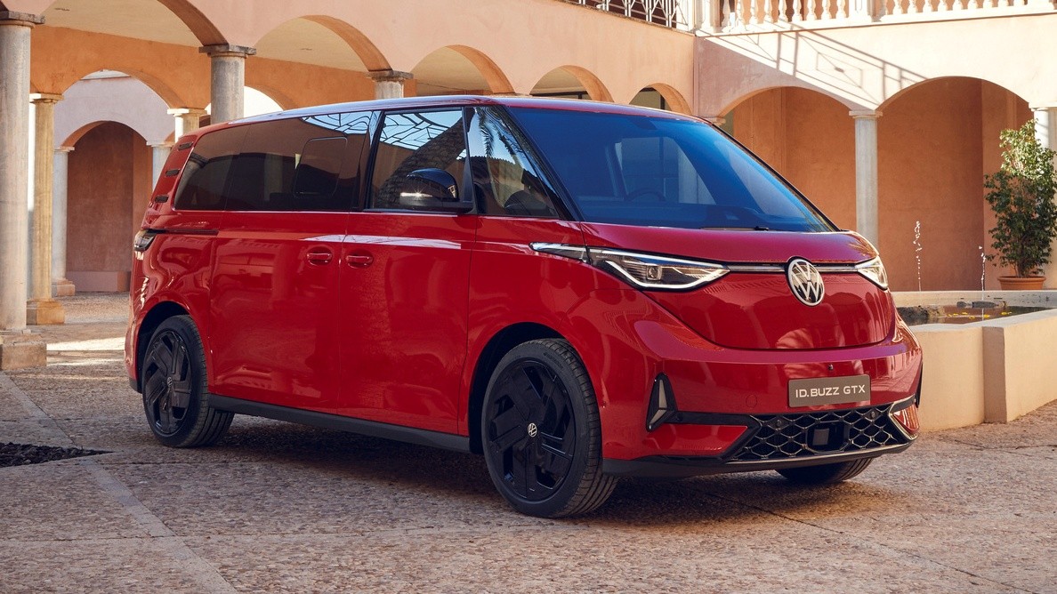 Volkswagen ID. Buzz GTX tem 304 cv e é a Kombi mais potente da história