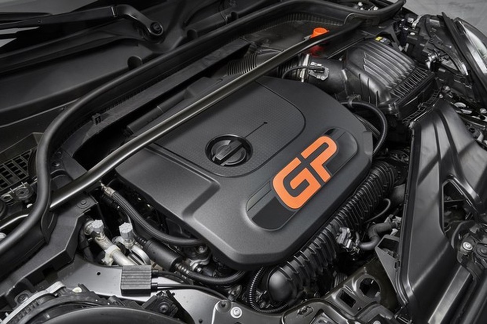 Motor 2.0 de quatro cilindros rende 306 cv de potência (Foto: Divulgação) — Foto: Auto Esporte
