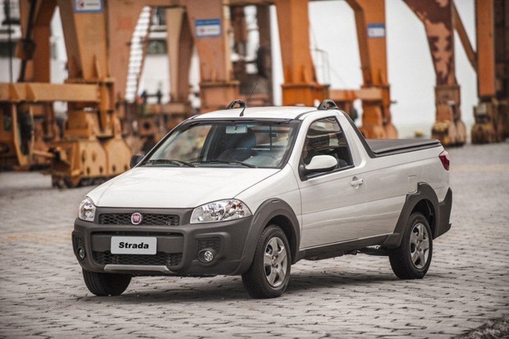 Teste: Fiat Strada Hard Working é boa para o trabalho, mas simples ...