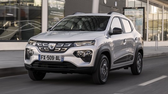 Renault Kwid elétrico é tão lento que não consegue ser multado por radares em estradas