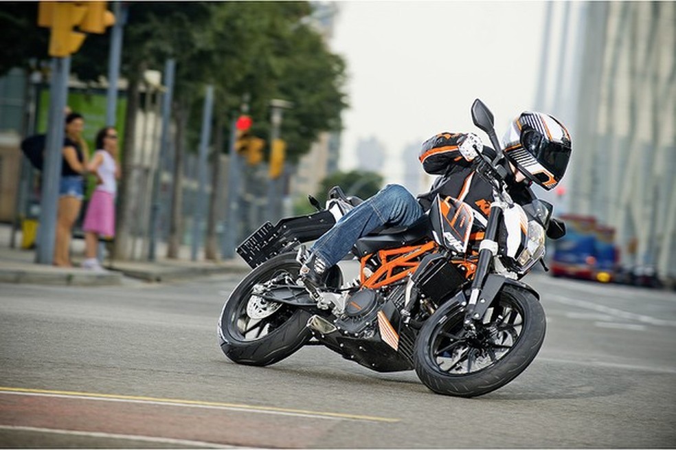KTM Duke 390 (Foto: Divulgação) — Foto: Auto Esporte