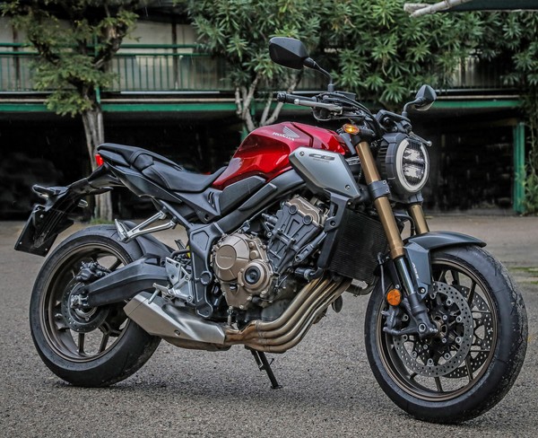 Cb640r store