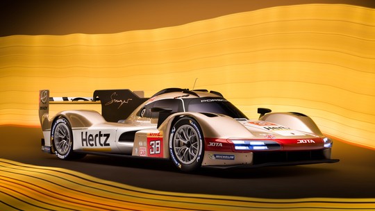 Tom Brady troca de esporte e patrocina equipe de corrida que vai disputar Le Mans Tom Brady troca de esporte e patrocina equipe de corrida que vai disputar Le Mans