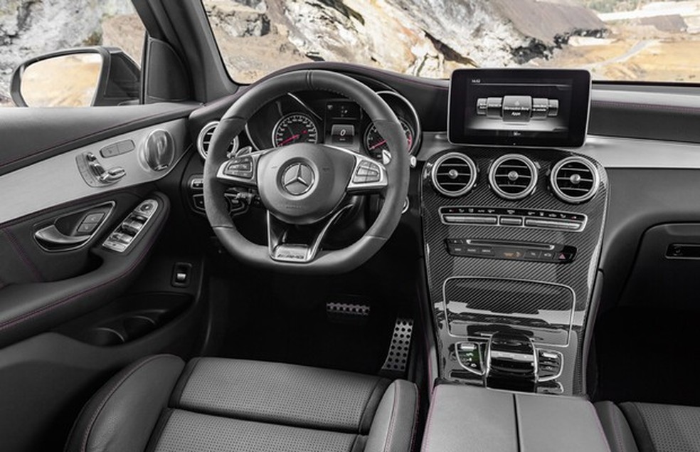 Interior do Mercedes-AMG GLC 43 (Foto: Divulgação) — Foto: Auto Esporte