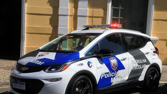 Polícia Militar gasta R$ 2,2 milhões em 9 carros elétricos, mas não vai levar bandidos neles