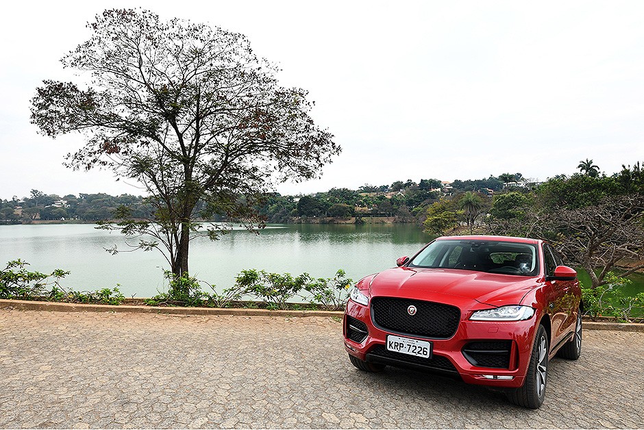 Jaguar F-Pace