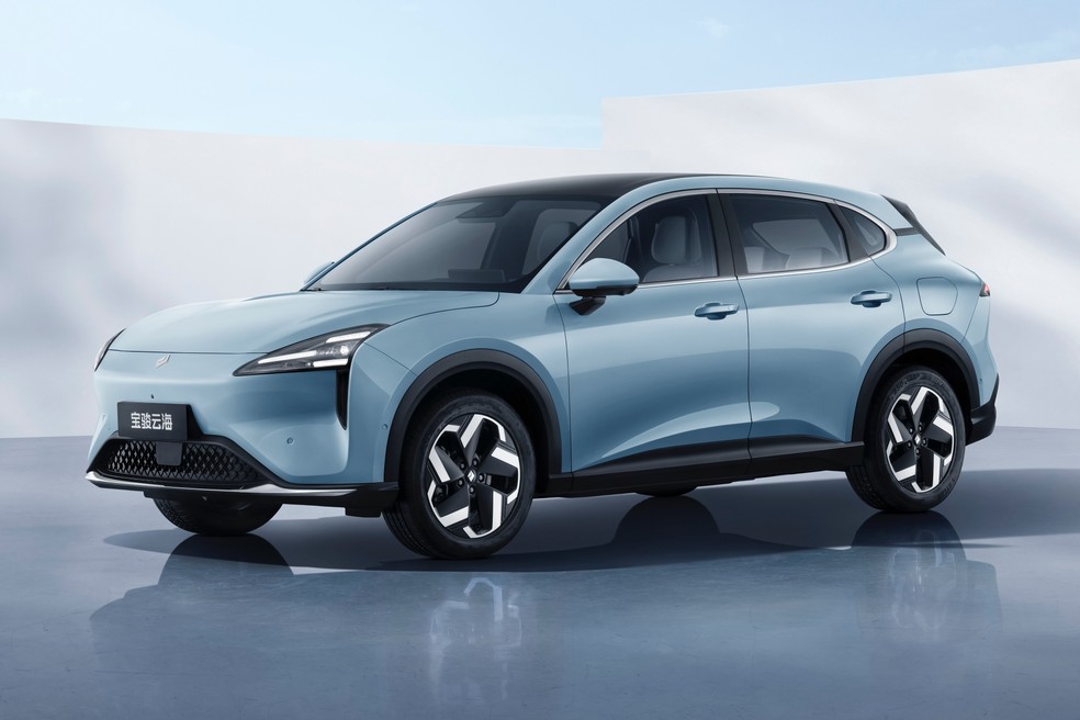 Baojun Yunhai tem versões híbrida e elétrica — Foto: Divulgação