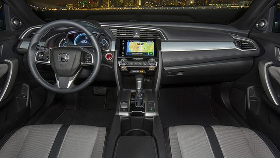 Honda Civic Coupé 2017 (Foto: Divulgação) — Foto: Auto Esporte