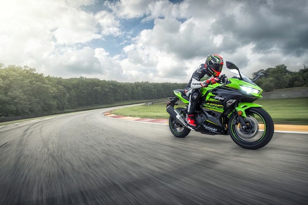 Kawasaki Ninja 400 (Foto: divulgação) — Foto: Auto Esporte