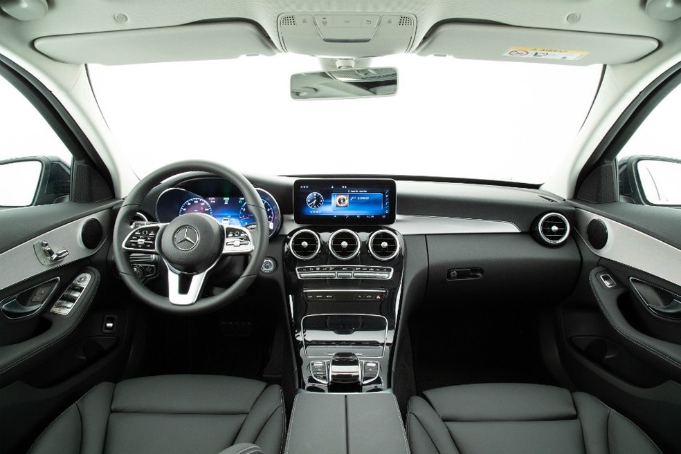 Mercedes Classe C "híbrido" (Foto: Divulgação) — Foto: Auto Esporte
