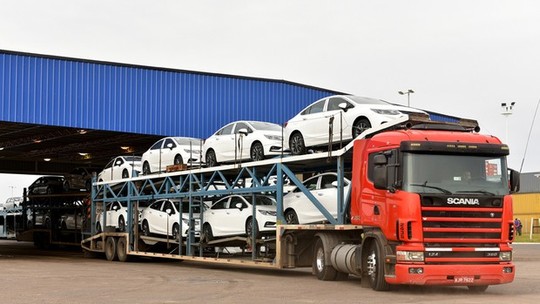 GM começa a exportar Cruze para o Brasil