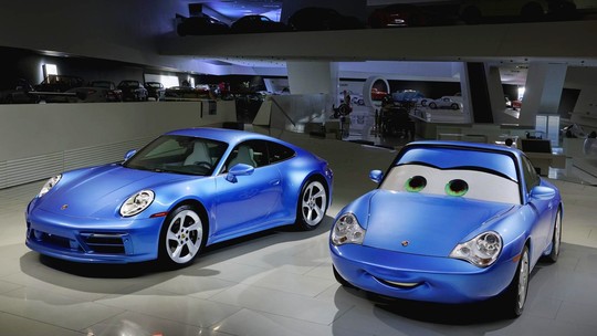 Porsche 911 Sally, do filme Carros, sai do cinema para a vida real e tem até botão "Katchau"