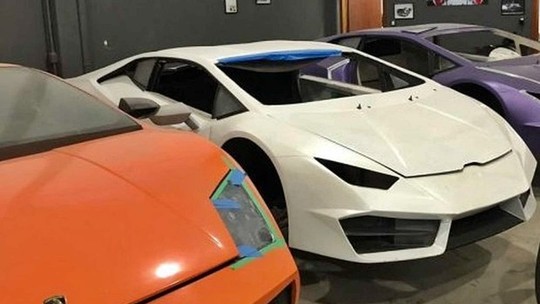 Fábrica em Santa Catarina produzia réplicas falsas de Ferrari e Lamborghini