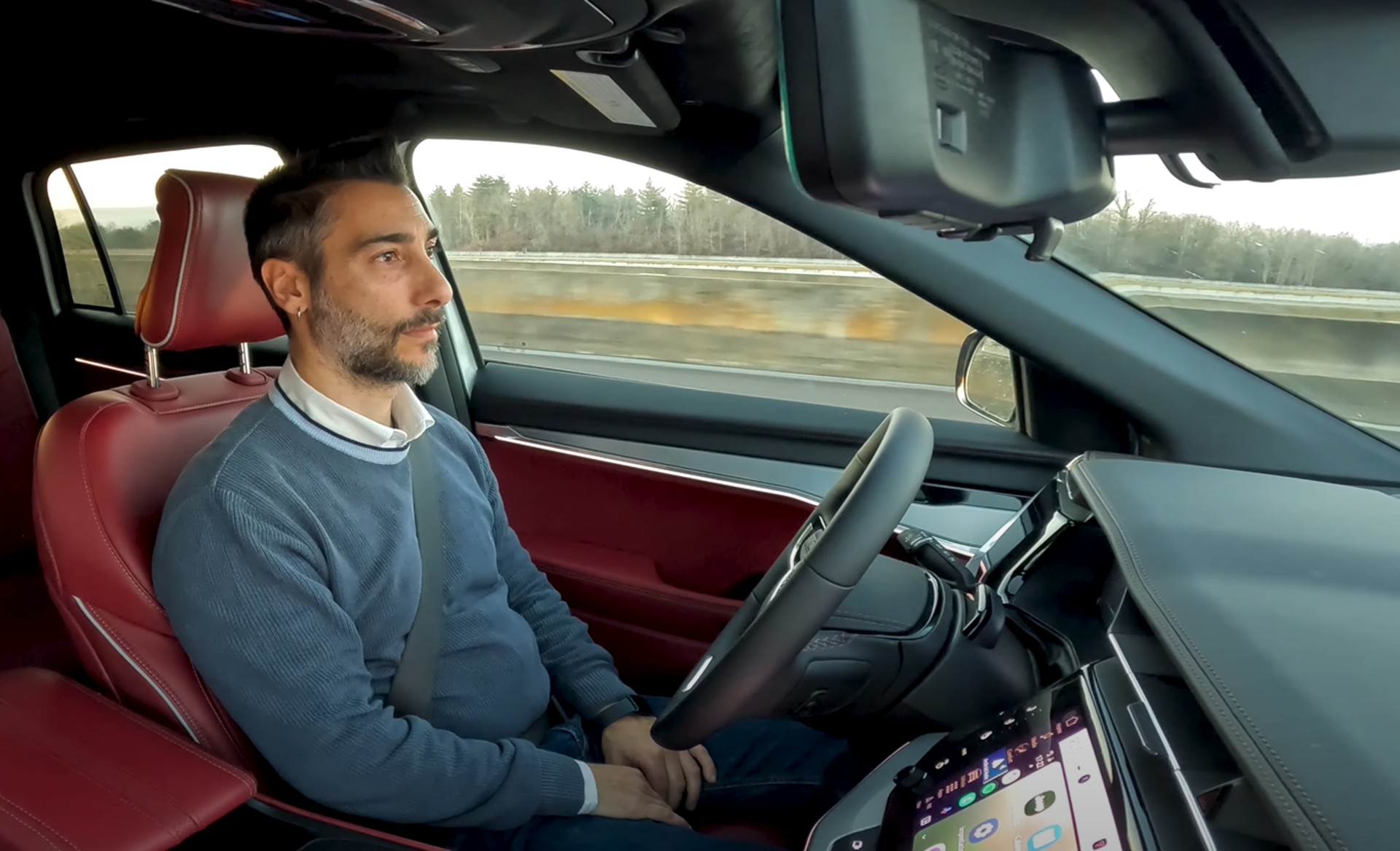 Fiat e Jeep prometem piloto automático melhor que o da Tesla