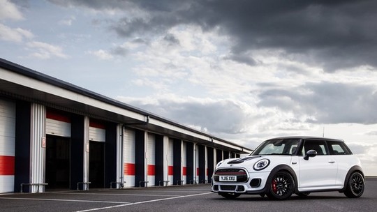 Mini apresenta John Cooper Works Challenge