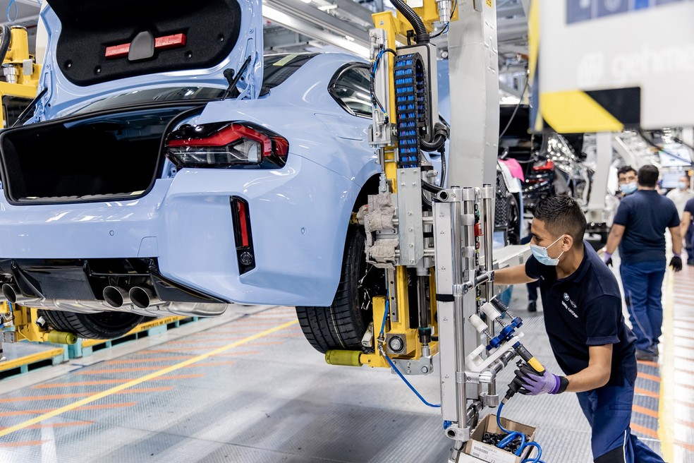 Hoje saem da fábrica da BMW no México os modelos Série 2 Coupé, Série 3 e M2 — Foto: Divulgação