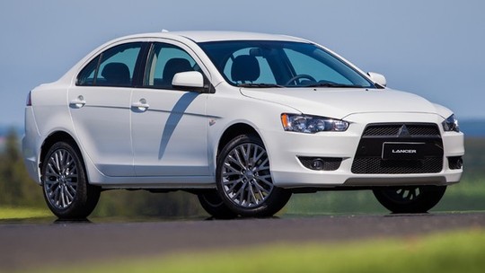 Primeira baixa de 2020! Mitsubishi Lancer sai de linha no Brasil, mas marca confirma novidades