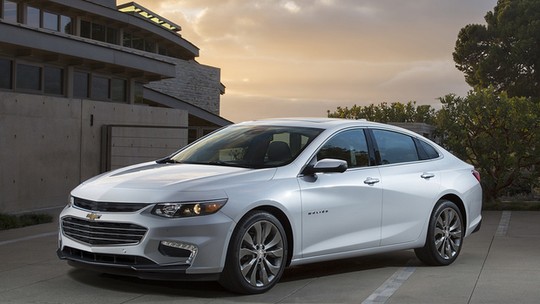 Novo Chevrolet Malibu é lançado no Salão de Nova York