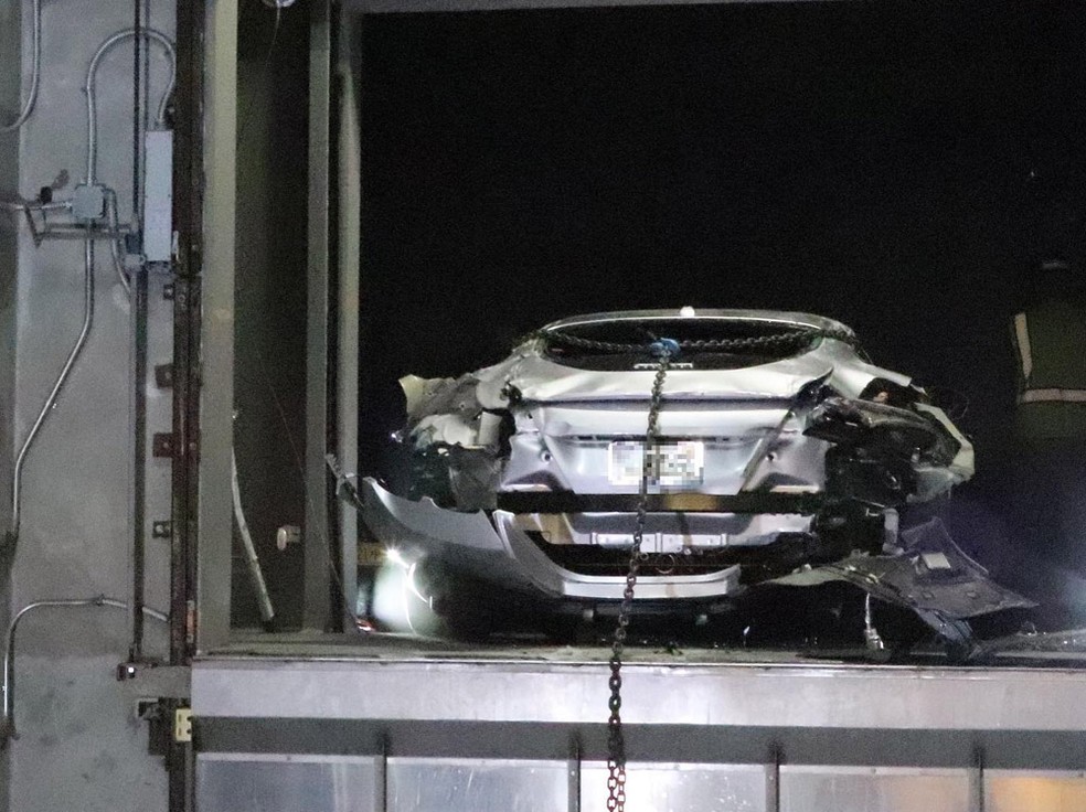 Resgate da Ferrari Roma levou cerca de quatro horas — Foto: Divulgação