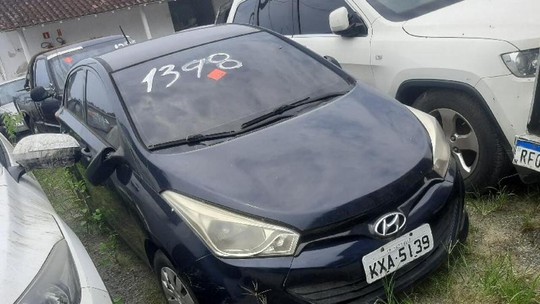 Leilão do Detran tem mais de 260 carros e lances começam em R$ 2.600