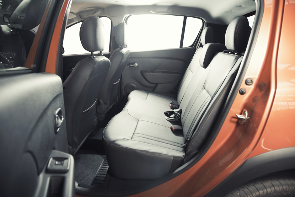 Renault Sandero Stepway 2015