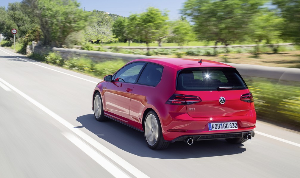 Volkswagen Golf GTI — Foto: Divulgação