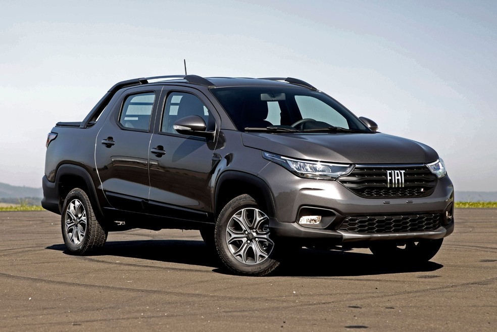 Fiat Strada Volcano 2022 - dianteira &mdash; Foto: Divulga&ccedil;&atilde;o