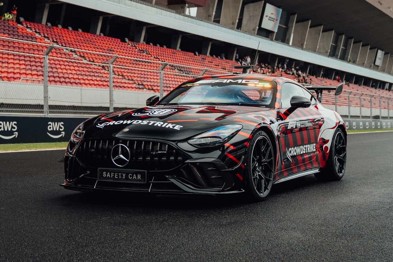 Novo safety car da Fórmula 1 tem 612 cv e sistema inovador de tração