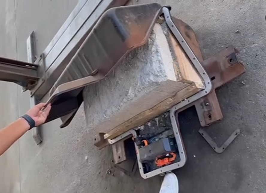 Concreto no lugar da bateria do Kwid E-Tech