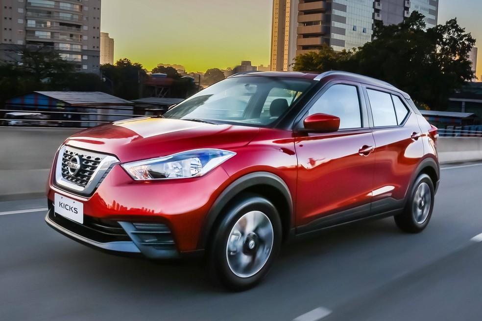 O Nissan Kicks S é um SUV compacto, focado em custo-benefício, economia de combustível e espaço interno — Foto: Divulgação/Nissan