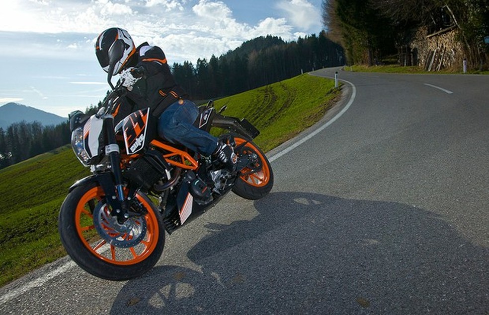 KTM Duke 390 (Foto: Divulgação) — Foto: Auto Esporte