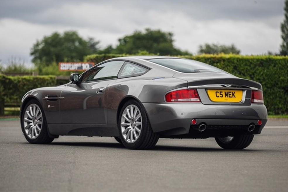 Modelo supostamente foi dirigido pelo Príncipe Charles (Foto: Silverstone Auctions) — Foto: Auto Esporte