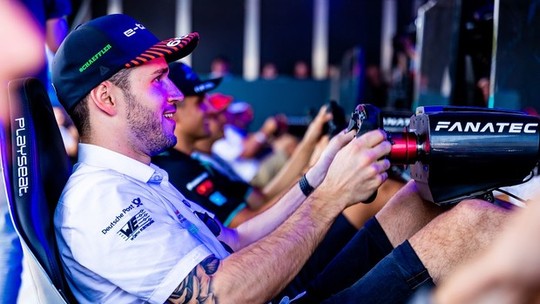 Audi demite piloto que usou “impostor” em corrida virtual de Fórmula E


