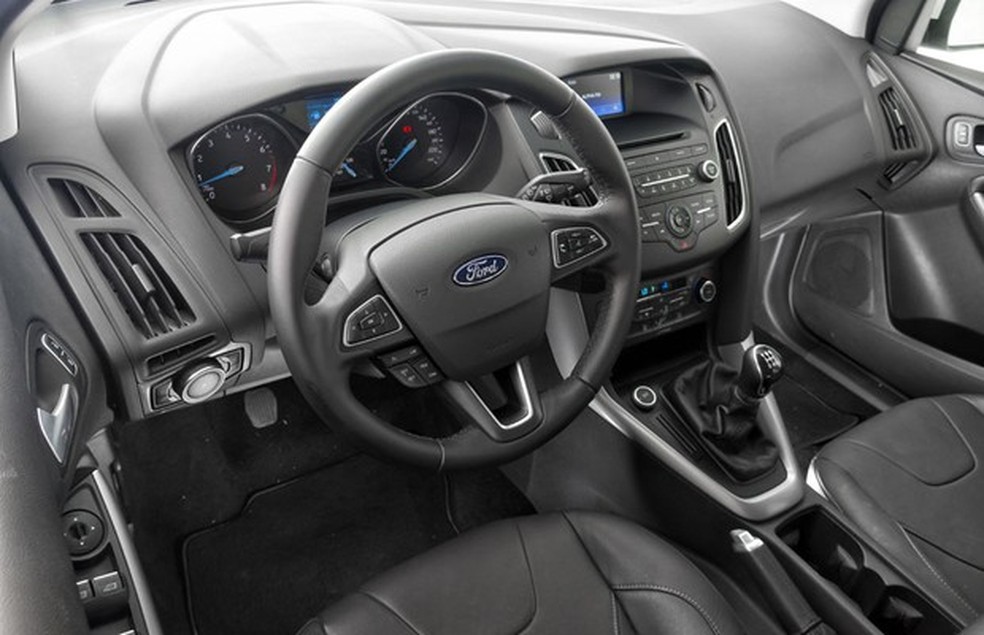 Interior do Ford Focus 1.6 SE Plus (Foto: Leo Sposito / Auto News Brasil) — Foto: Auto Esporte