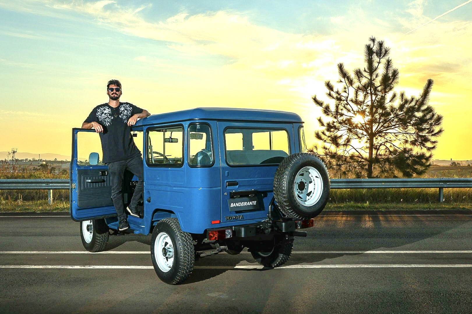 Vídeo: último Toyota Bandeirante produzido está novinho e nós dirigimos