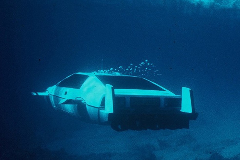 O Lotus Esprit virava submarino no filme O espião que me amava (Foto: Divulgação) — Foto: Auto Esporte