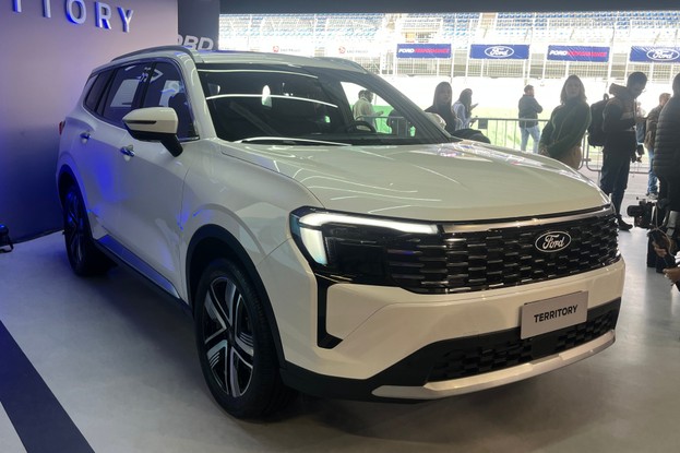 Novo Ford Territory 2026 - dianteira