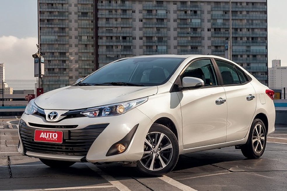 Toyota Yaris  fica de R$ 8 mil a R$ 10 mil mais em conta com o desconto — Foto: Leo Sposito