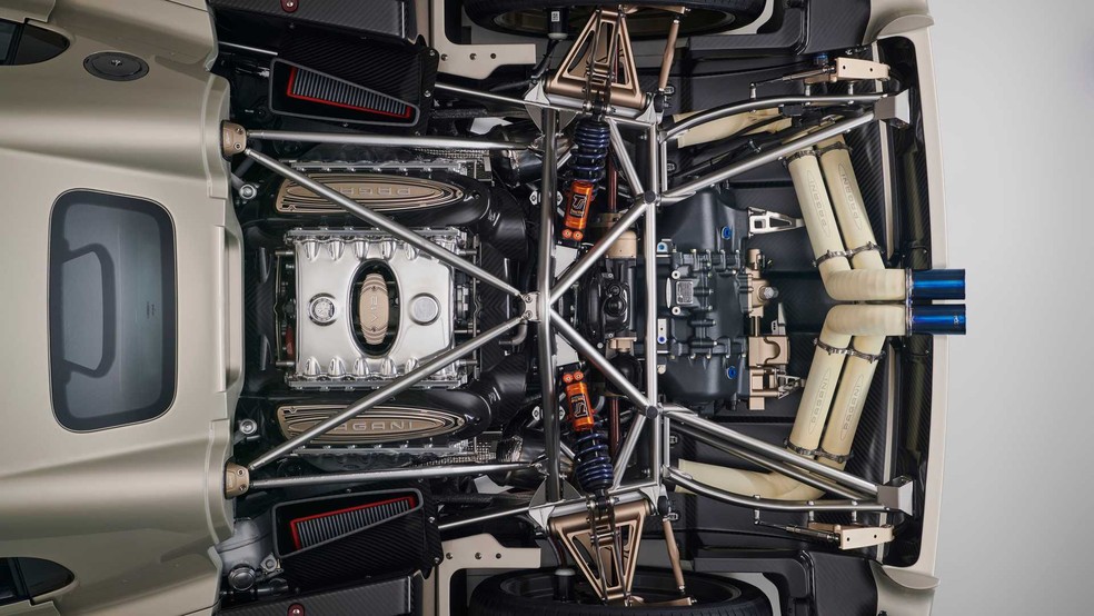 Motor Pagani Utopia com destaque para o ângulo de 60° formado pelos cilindros — Foto: Foto: Reprodução