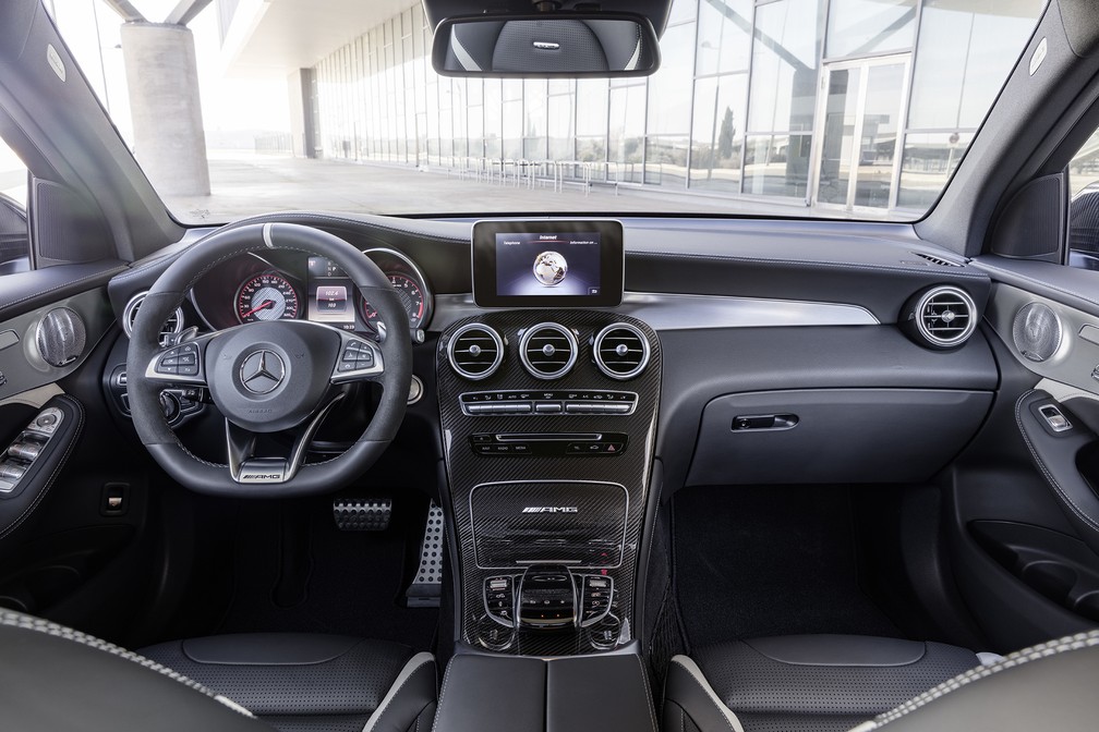 Mercedes-AMG GLC 63 4Matic+ — Foto: Divulgação