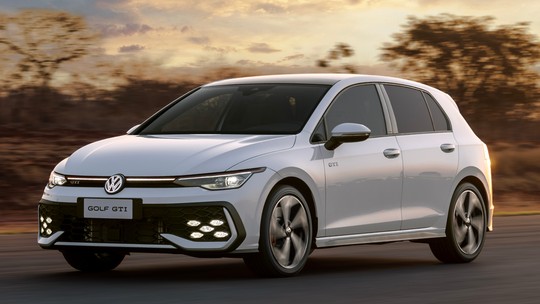 Volkswagen Golf GTI volta após 6 anos com vendas à la Ferrari; veja preço