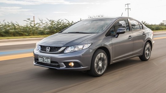 Testamos o Honda Civic reestilizado