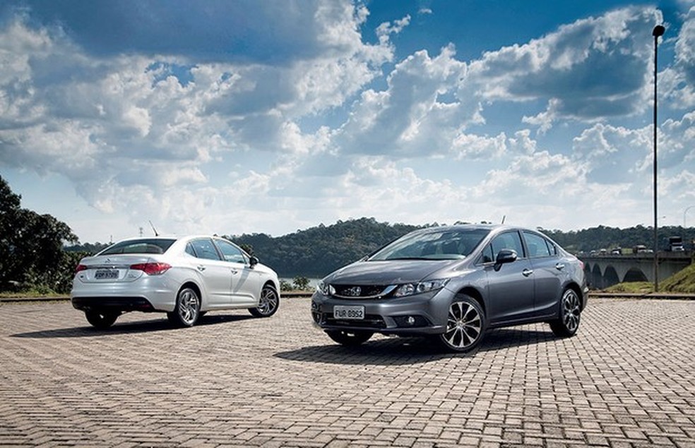 Citroën C4 Lounge versus Honda Civic (Foto: Fabio Aro/Auto News Brasil) — Foto: Auto Esporte