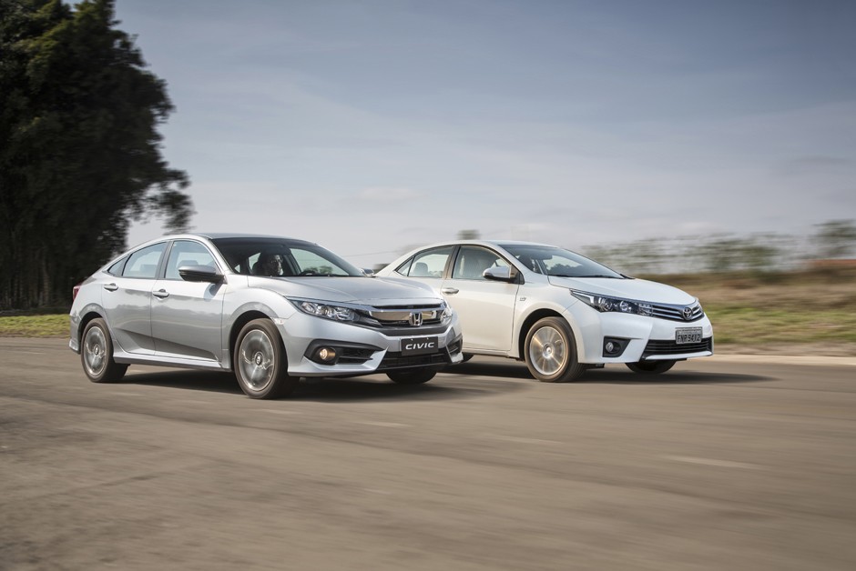 Novo Civic e Corolla tem algo em comum: o uso de motor 2.0 e câmbio CVT